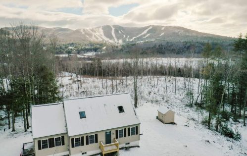 58 Littlefield Rd, Danbury, NH 03230-4310