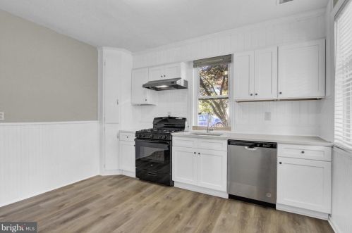 5 Boundary Ave, Hanover PA 17331-3906 exterior