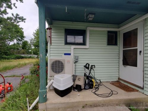 16 Call Rd, Milford, ME 04461-3333