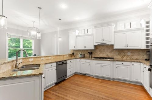 1504 Markan Dr, Atlanta GA  30306-2226 exterior