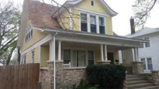 907 Osage St, Manhattan KS  66502-5436 exterior