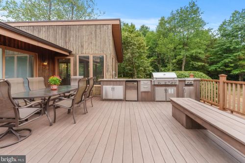 177 Butler Rd, Princeton NJ  08540-8504 exterior