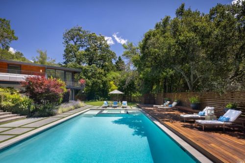 224 Woodland Rd, San Rafael, CA 94904-2640