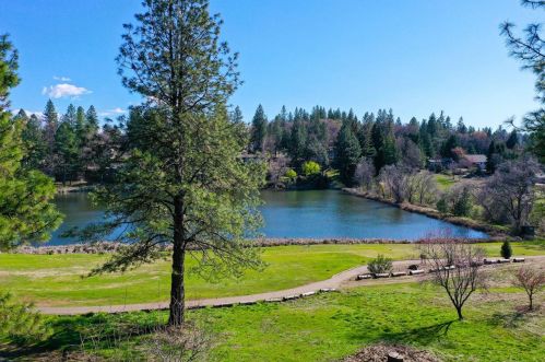 11117 Lower Circle Dr, Grass Valley, CA 95949-6646
