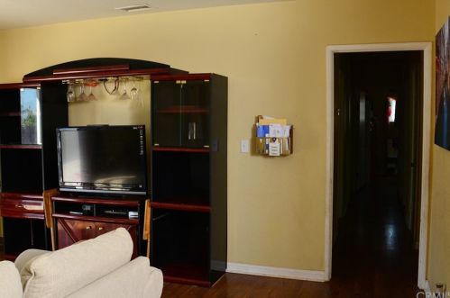 2942 Avalon St, Riverside CA  92509-2015 exterior