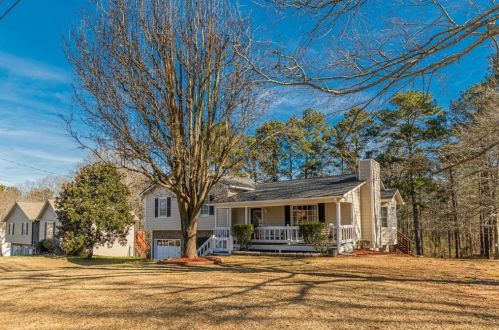 297 Russell Dr, Hiram, GA 30141-2127