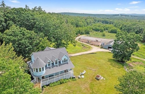 68 Russell Hill Rd, Brookline, NH 03033-2103