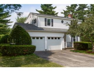 66 Pinecrest Cir, Saint George VT  05495-9424 exterior