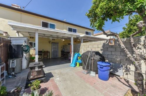 734 Fairhaven St, Anaheim CA  92801-4002 exterior