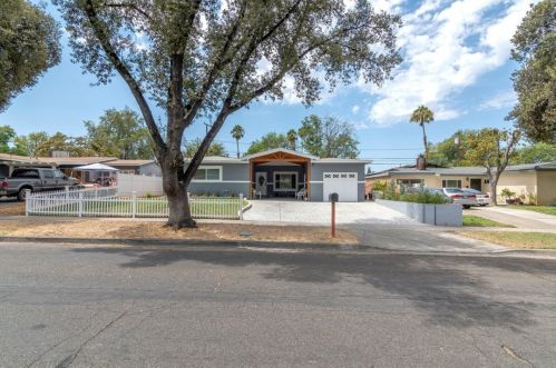 3056 Priscilla St, Riverside CA  92506-4314 exterior