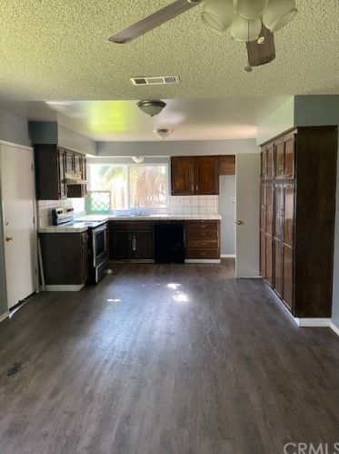 720 El Portal Dr, Merced, CA 95340-0608