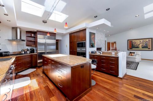 5140 Maunalani Cir, Honolulu HI  96816-4020 exterior