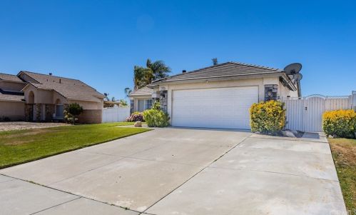 2745 Buena Vista Dr, Rialto, CA 92377-3476