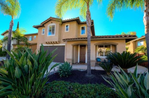 664 Edgewater Dr, San Marcos, CA 92078-6000