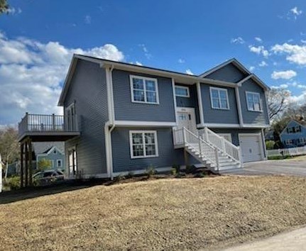 390 Meadow View Ave, Warwick, RI 02889-5931