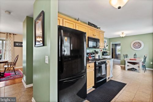 22 Meade Dr, Carlisle PA 17013-8141 exterior