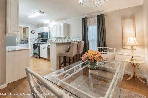 213 Holly Ct, Lakehurst, NJ 08759-3509