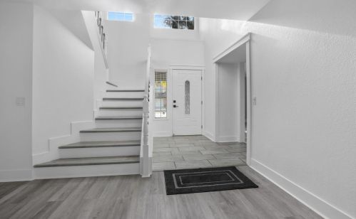 6226 Laguna Vale Way, Elk Grove, CA 95758-4845