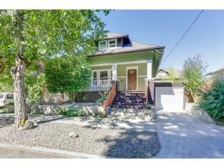 1333 43rd Ave, Portland, OR 97215-2405