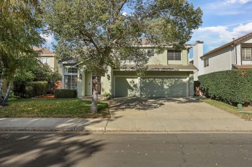 965 Larkspur Dr, Tracy, CA 95376-9787