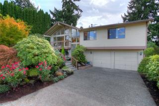10623 60th St, Kirkland, WA 98033-7435