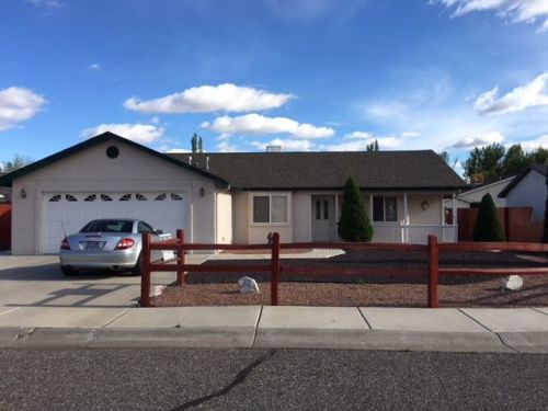 104 Meadow Cir, El Huerfano, NM 87413-5278