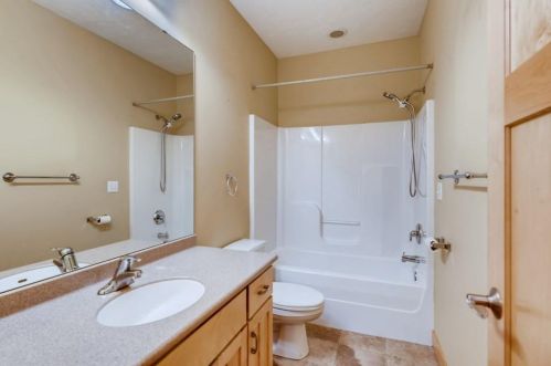 503 Dorland Rd, Saint Paul MN  55119-6781 exterior