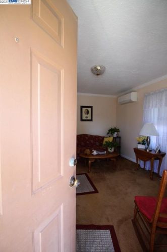 620 4th Ave, San Bruno, CA 94066-4514