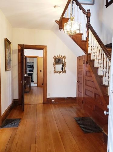217 Armington St, Providence, RI 02905-4116