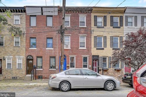 2414 Firth St, Philadelphia, PA 19132-4126