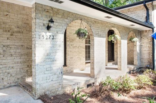 5272 Happy Hollow Rd, Atlanta GA  30360-1263 exterior