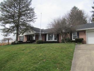1575 Pleasantview Dr, Lancaster OH  43130-2016 exterior