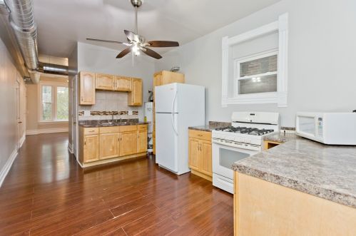 1721 Pierce Ave, Chicago, IL 60622-2131