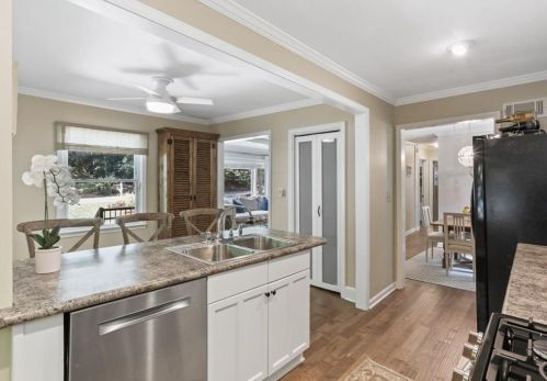 1830 Fernwood Rd, Atlanta GA  30318-2514 exterior