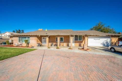 1036 San Bernardino Ave, Bloomington, CA 92316-2011