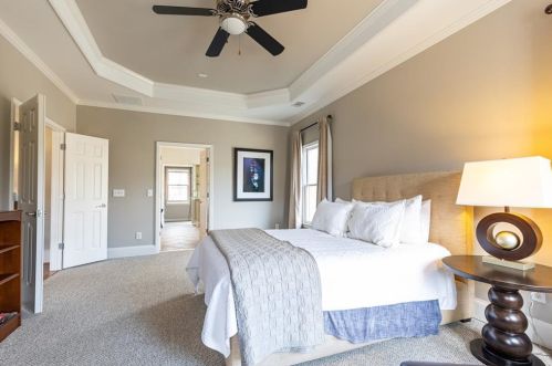 700 Glengate Pl, Atlanta GA  30328-7257 exterior