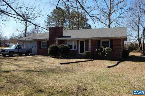 3325 Thomas Jefferson Pkwy, Bybee, VA 22963-4146