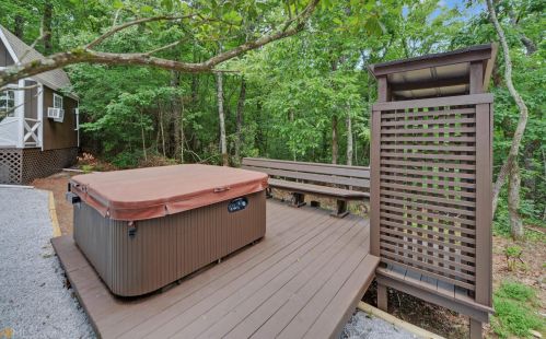 726 Saga Mountain Rd, Tiger GA  30576-2416 exterior
