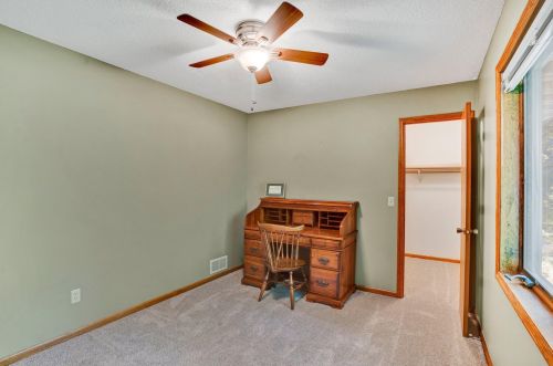 3735 Greensboro Dr, Saint Paul MN  55123-2242 exterior