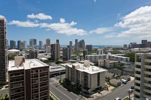 1515 Ward Ave, Honolulu HI  96822-3567 exterior