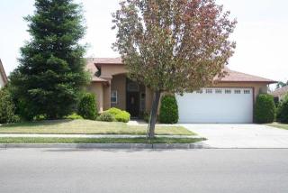 1029 Shannon Ave, Madera, CA 93637-2774