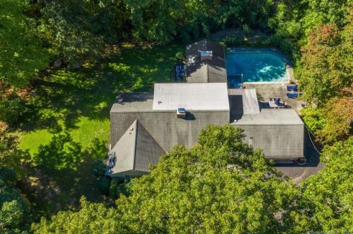 131 Old Boston Rd, Wilton, CT 06897-3819
