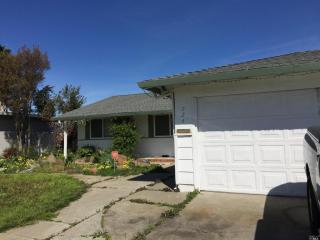 724 San Remo St, Fairfield CA  94533-4038 exterior