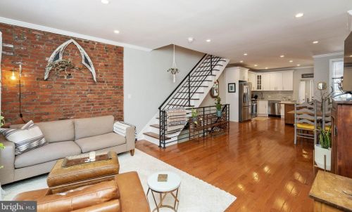 1504 24th St, Philadelphia, PA 19146-4002