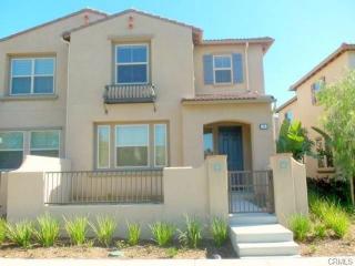 38 Hedge Bloom, Irvine CA  92618-1516 exterior