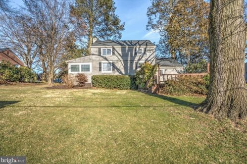 1826 Putter Ave, Lancaster PA  17602-4828 exterior