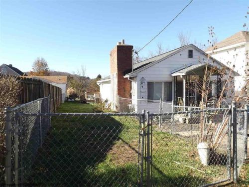 415 Orchard Ave, Lake Ridge WV  26330-1740 exterior