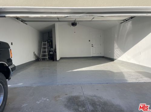 2325 Monta Vista Ave, Santa Ana CA 92704-2828 exterior