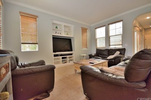 723 Nile River Dr, Oxnard, CA 93036-5354