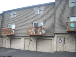 6 Sunridge Dr, Morgantown WV  26505-3526 exterior